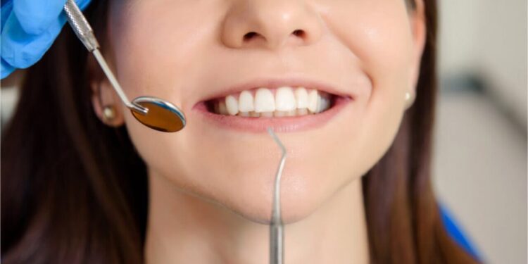 Teeth Scaling at Home: Is it Safe?