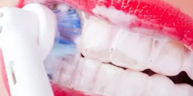 Poorly brushing your teeth causes early cancer deaths